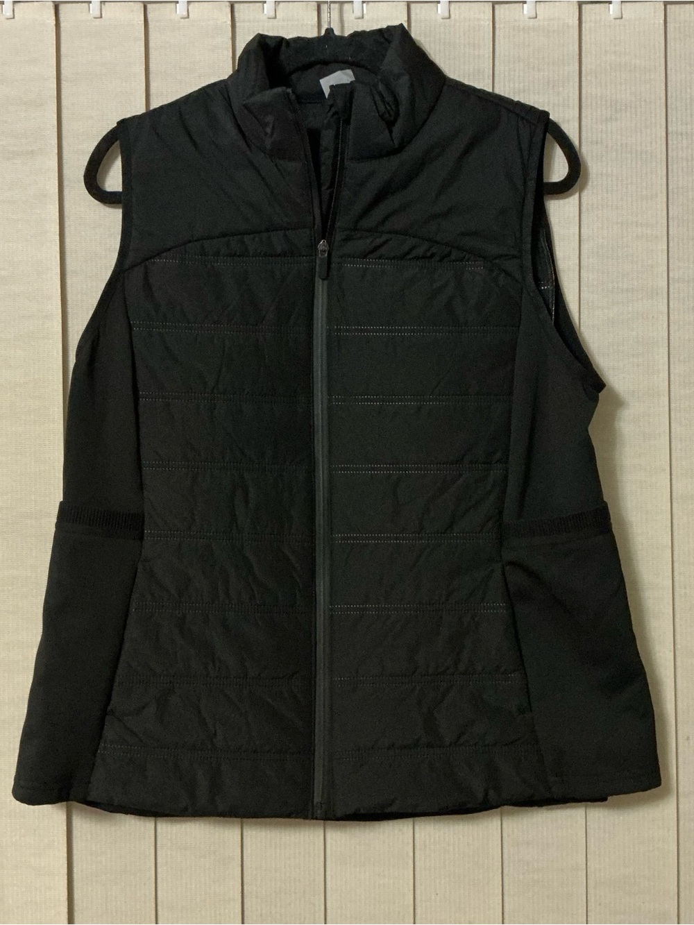 Avia Black Quilted Sleeveless Vest size XL